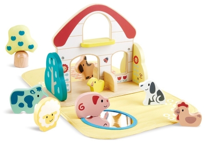 Дървен комплект за игра Hape - Малка ферма, 10 части