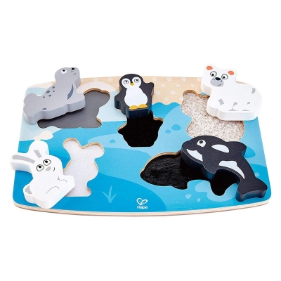 Дървен пъзел Hape - Пипни и разпознай, Полярни животни