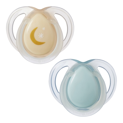 Ортодонтични залъгалки Tommee Tippee - Night Time със светеща в тъмното дръжка, Оранжева и Зелена с декор Луна, с кутия за стерилизиране, 0-6 m, 2 броя