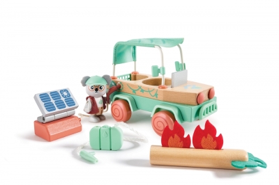 Дървен игрален комплект Hape - Слънчево офроуд приключение, 11 части