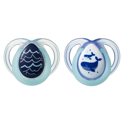 Ортодонтични залъгалки Tommee Tippee - Night Time, Кит, 0-6 m, 2 броя