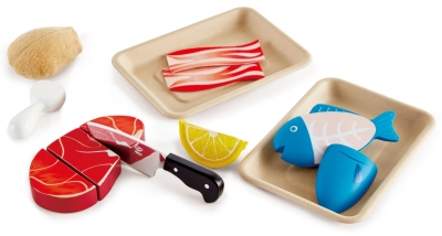 Дървен комплект Hape - Продукти за рязане, Риба и месо, 9 части
