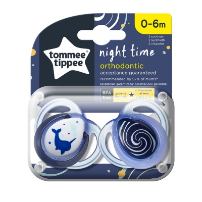 Ортодонтични залъгалки Tommee Tippee - Night Time със светеща в тъмното дръжка, Нарвал, 0-6 m, 2 броя