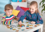 Детска образователна игра Orchard Toys - Мръсни динозаври