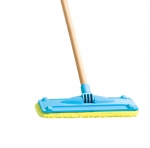 Игрален комплект Hape - Метла и стойка за почистване, 6 части