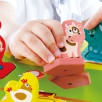 Дървен пъзел Hape - Музикална ферма