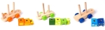 Дървен комплект Hape - Разноцветно влакче с кубчета