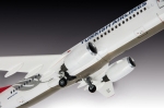 Сглобяем модел Revell - Самолет Боинг 737-800, Турски авиолинии, 63 части