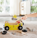 Дървен игрален комплект Hape - Кутия с инструменти, 83 части