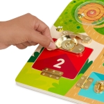 Дървена дъска с активности Battat - Резета и ключалки