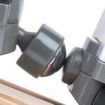 Детска играчка Hape - Междуградски локомотив с батерия, Червен