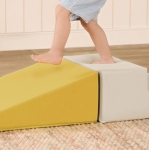 Комплект модулни форми от пяна Battat - Жълто-оранжеви, 3 части