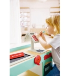 Детски игрален комплект Hape - Магазин с аксесоари, 50 части