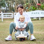 Количка за яздене Hape - Wiggle & Giggle, Червена