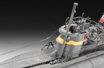 Сглобяем модел Revell - Германска подводница TYPE VII C-41, Atlantic Version