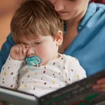 Залъгалки Philips Avent - Ultra Air, с декорация Дино и коала с кутия за стерилизиране, 18m+, 2 броя