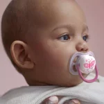 Залъгалки Philips Avent - Ultra Air Happy, с декорация Пеперуда и надпис Love  с кутия за стерилизиране, 0-6 m, 2 броя