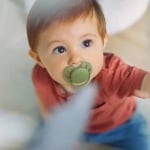 Залъгалки Philips Avent - Ultra Soft, Неутрални зелена и оранжева с кутия за стерилизиране, 18+ m, 2 броя