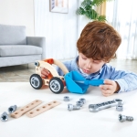 Дървен комплект Hape - Млад изобретател, Автомобил, 37 части