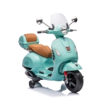 Акумулаторен мотор Chipolino - Vespa GTS Super, Зелен