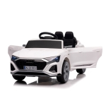 Акумулаторен джип Chipolino - Audi SQ8, Бял