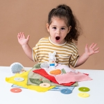 Детска сензорна игра Taf Toys - Какво има вътре