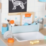 Дървен игрален комплект Ginger Home - Ветеринарна клиника, С Аксесоари и Плюшено Куче