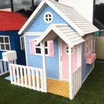 Голяма дървена детска къща с веранда Ginger Home - 194 x 229 x 210 сm