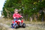 Акумулаторна кола за яздене ATV HONDA, червена