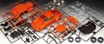 Сглобяем модел Revell - Porsche 911, Jägermeister Motor Sport 50th Anniversary, 104 части