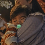 Залъгалки Philips Avent - Ultra Air Night, с декорация Пеперуда и птица с кутия за стерилизиране, 6-18 m, 2 броя