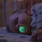Залъгалки Philips Avent - Ultra Air Night, с декорация Маймунка и леопард с кутия за стерилизиране, 18 m+, 2 броя
