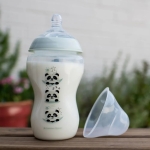 Бебешко шише Tommee Tippee - Easi Vent, Closer to Nature, с декорация панди, 340 ml, 3 m+